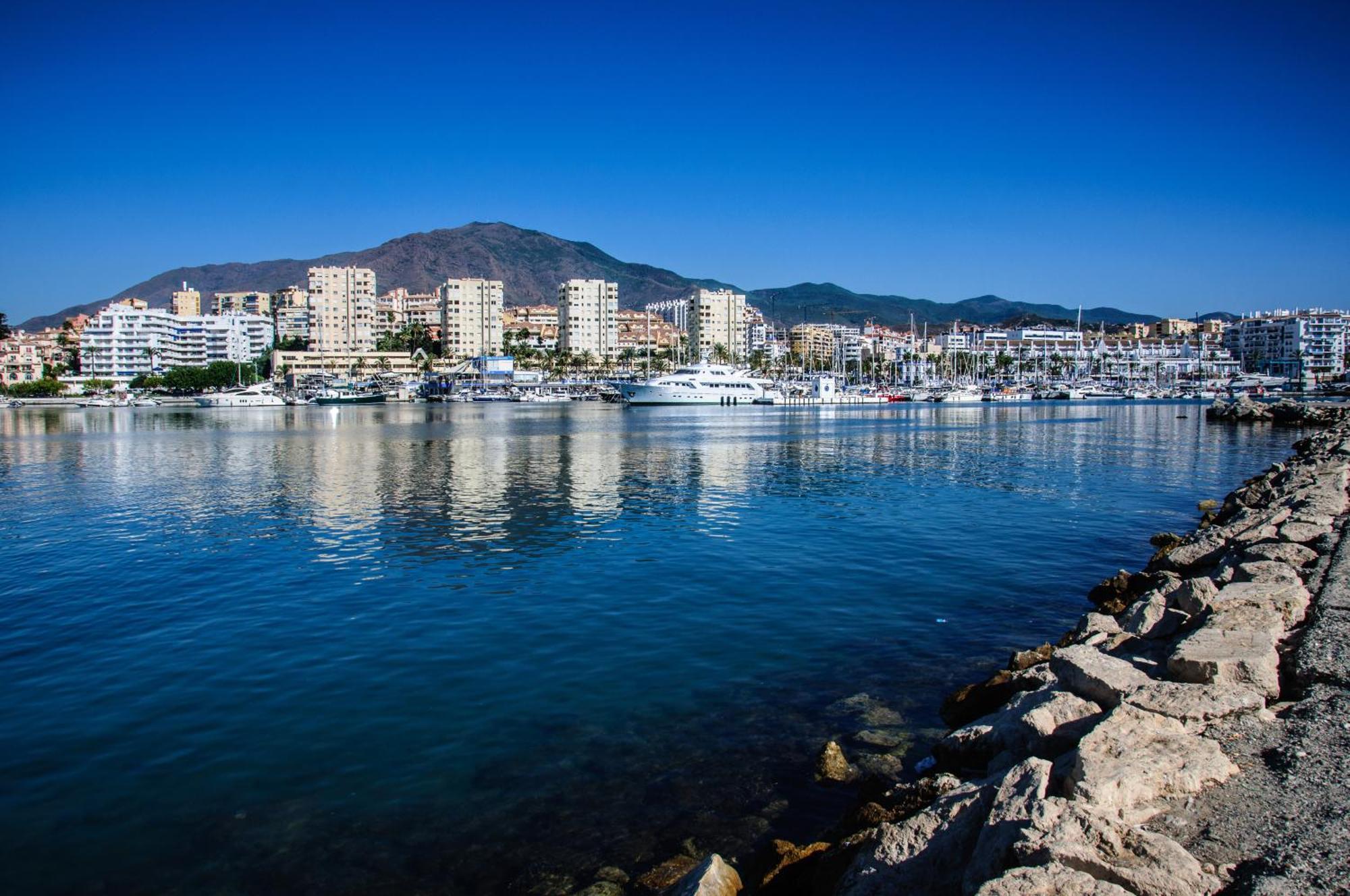 Appartement Palmeras Puerto Paraiso Estepona Buitenkant foto